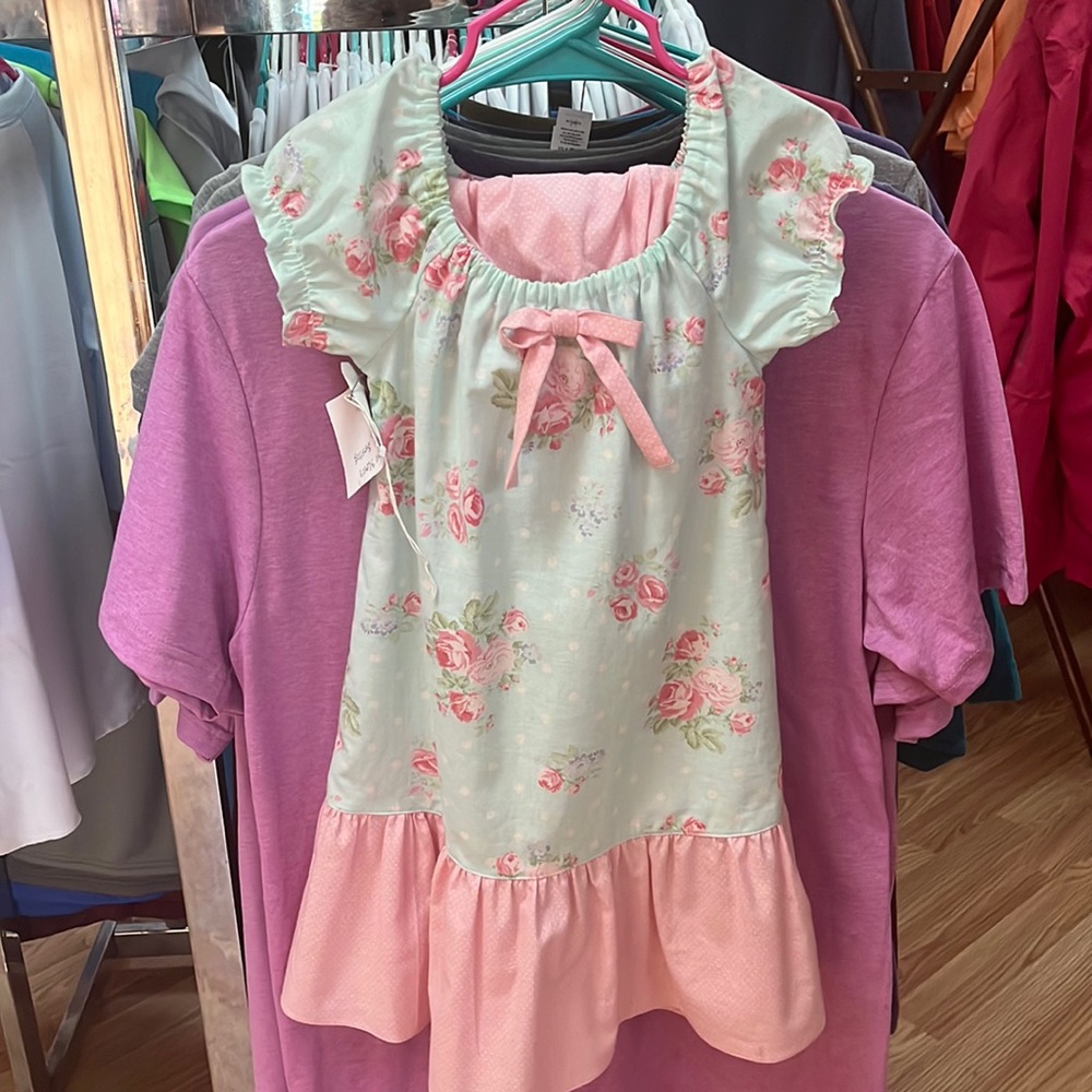 Girls dress